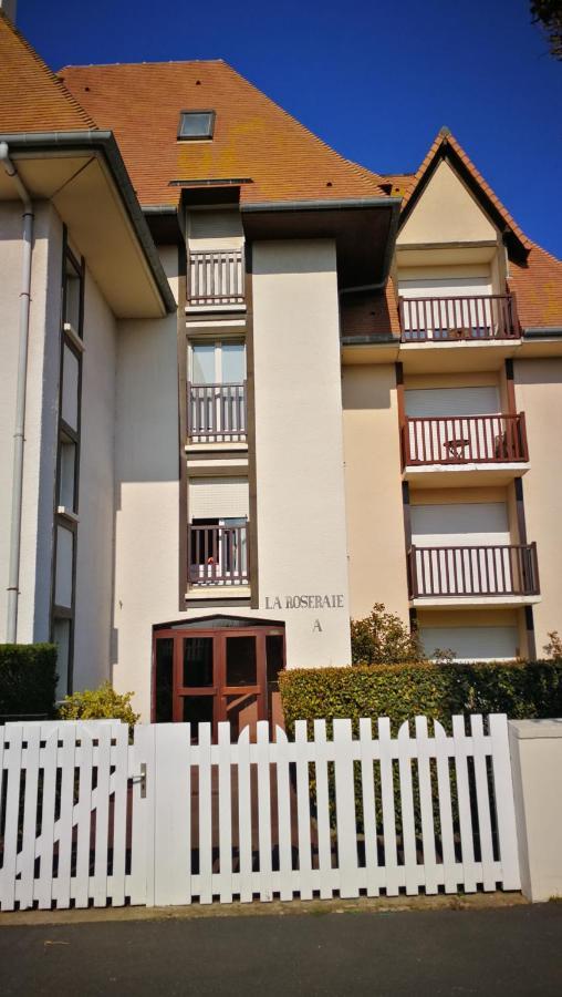 Charmant 2 Pieces A 5 Mn A Pied De La Mer Cabourg Eksteriør billede